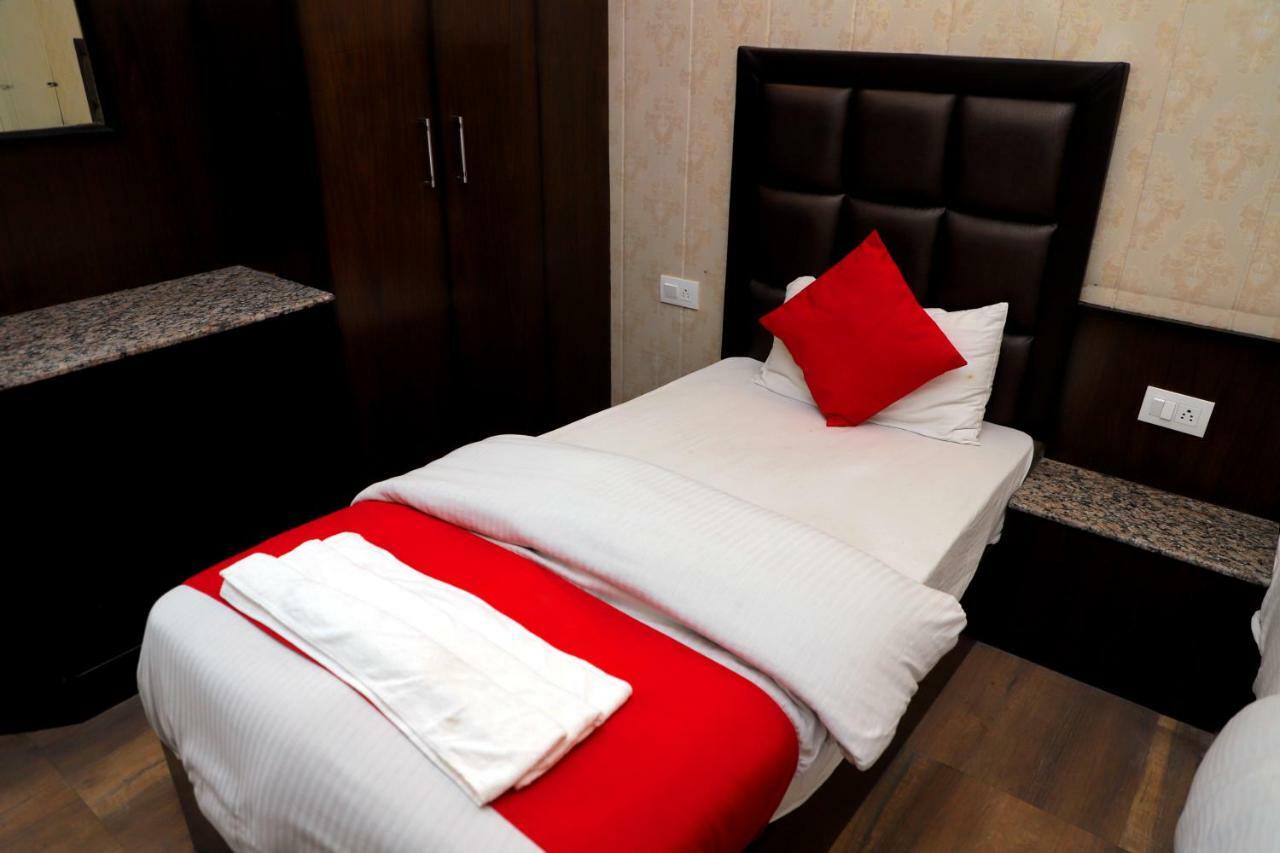 Hotel Sk International Rishīkesh Екстериор снимка