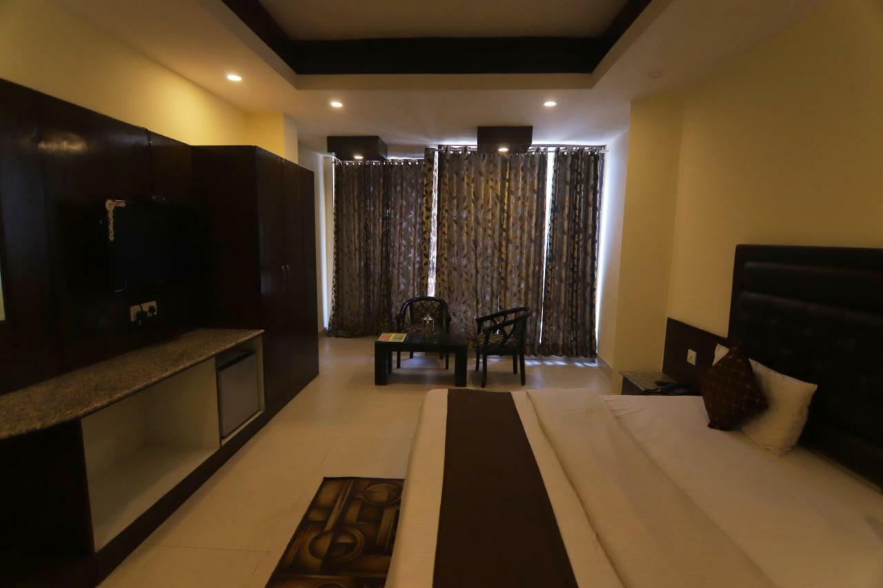 Hotel Sk International Rishīkesh Екстериор снимка